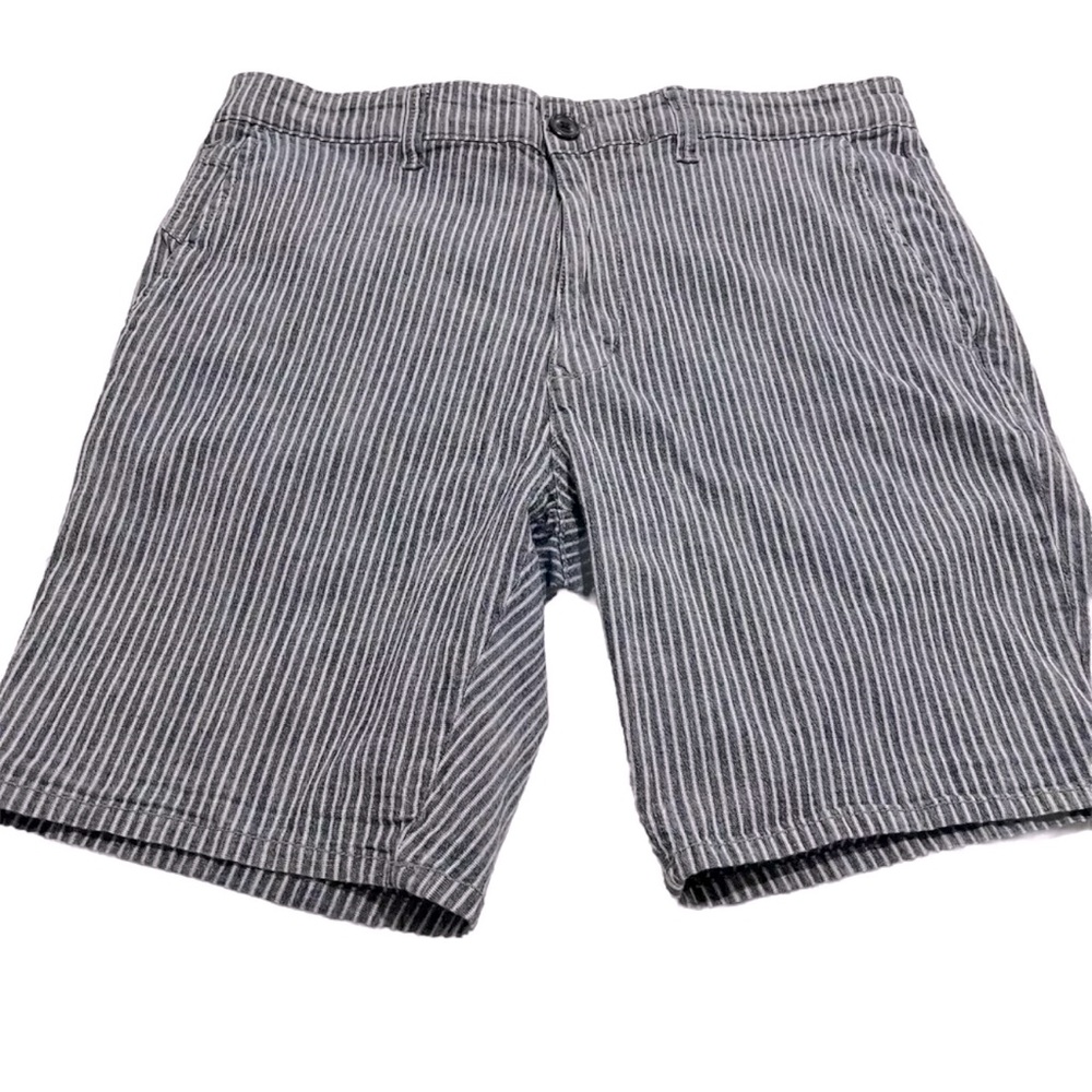 American Rag Cie Shorts Mens Sz 36 Chino Flat Front Blue White Striped Preppy